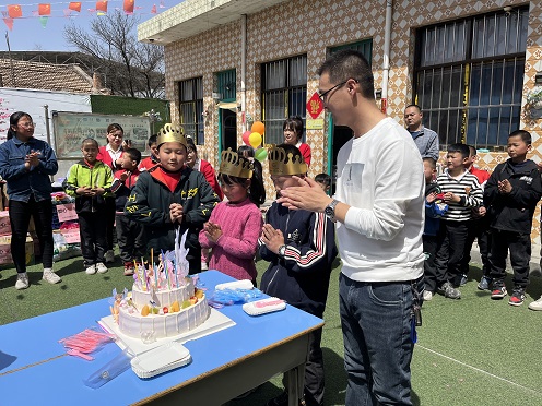 202304092011376898.jpg 生日.jpg