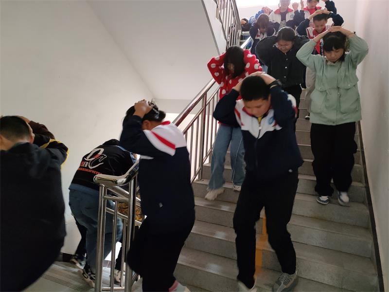 202305121735178208.jpg 2.jpg